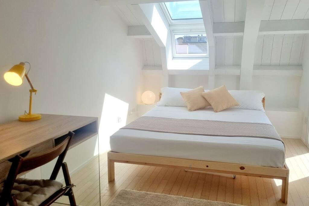 Duomo 10min Shopping&relax Fast Wifi & Balcony Milano