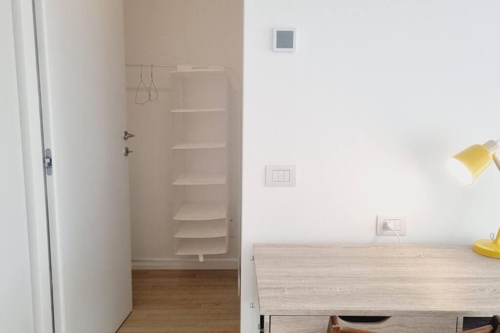 Duomo 10min Shopping&relax Fast Wifi & Balcony * Milano