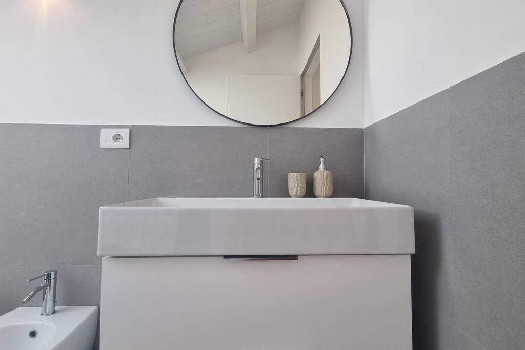 Appartamento Duomo 10min Shopping&relax Fast Wifi & Balcony *